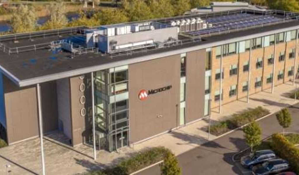 Microchip adquire VSI