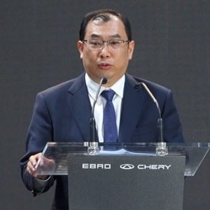 catalunha-com&eacute;rcio-e-investimento-chery-zhang-guibing